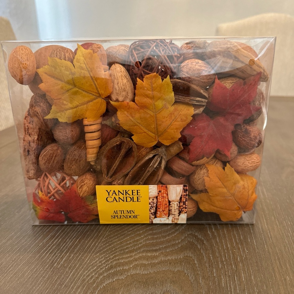 Yankee‎ Candle Autumn Splendor Fragranced Potpourri 2.25 Dry Quart New
